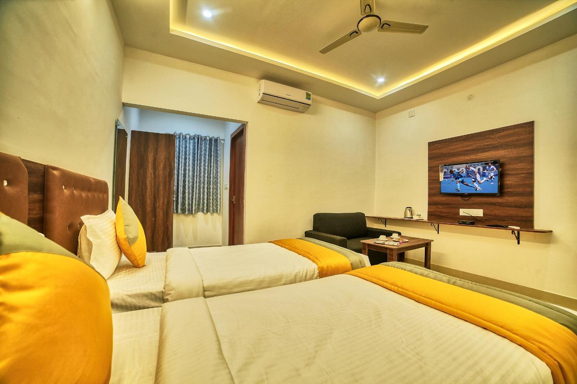 Visa Inn Hotel 4Kms From Airport L Free Airport Pickup & Drop 24X7 Devanahalli Ngoại thất bức ảnh